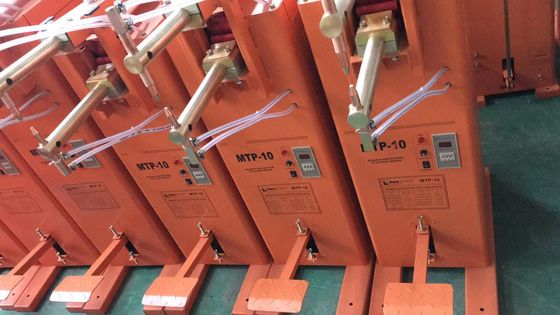 60HZ Manual Spot Welding Machine , 380Volt Stainless Steel Spot Welder